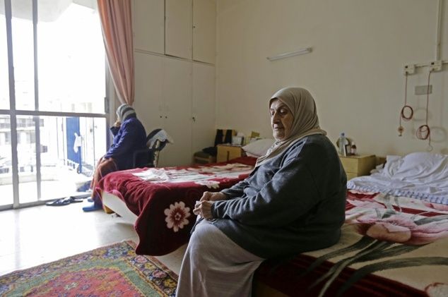 تبرع من أجل آباءنا و أمهاتنا في منازل الرعاية