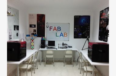 Équiper un noyau de  FAB LAB solidaire AJSKairouan